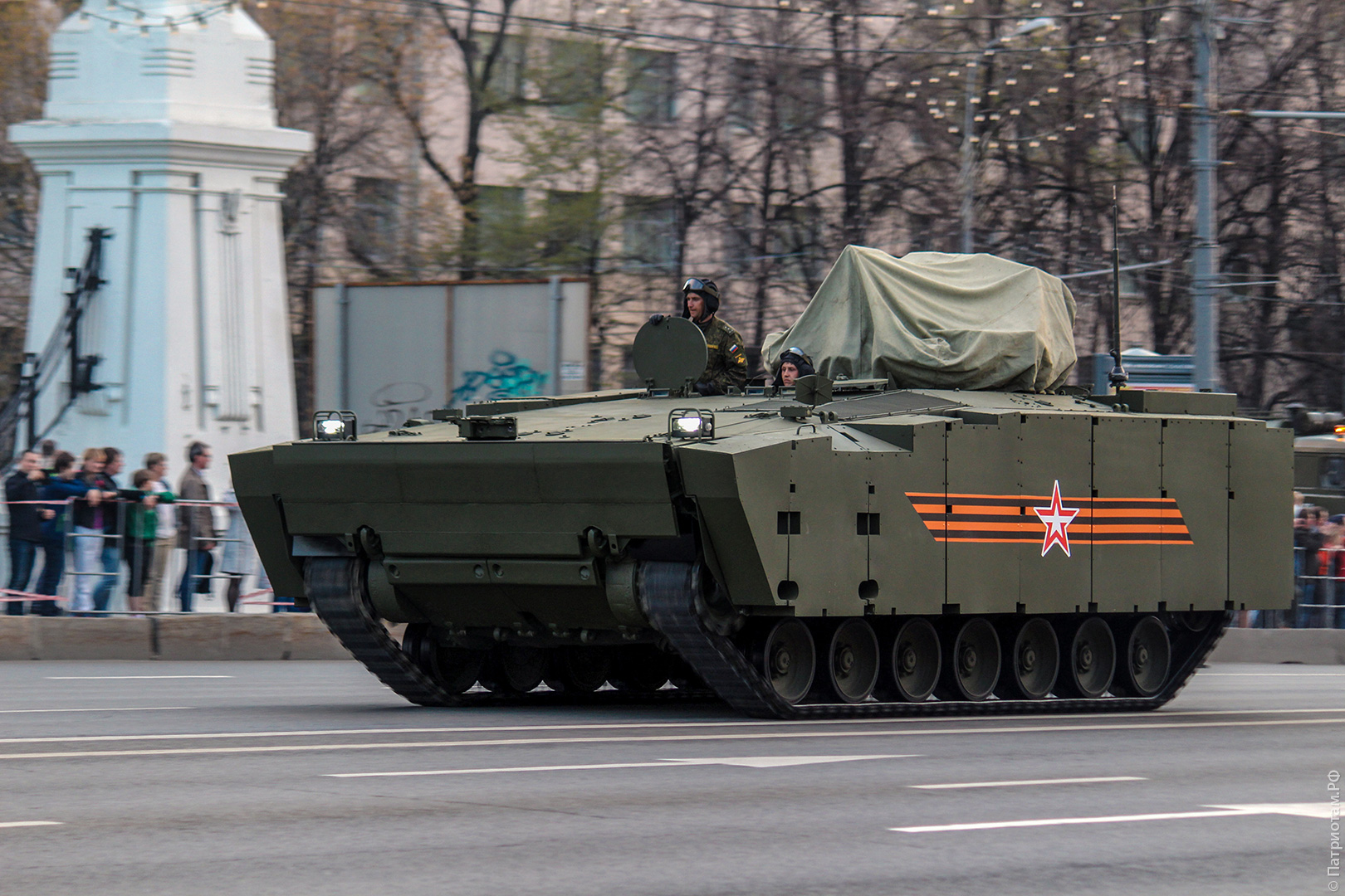 Армата”, “Бумеранг”, “Курганец” – репетиция Парада 2015 в Москве в честь  Победы – Патриотам РФ